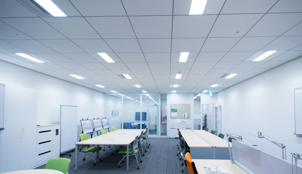 エコ照明でオフィスの魅力アップ！最新LED導入の働きやすいオフィス空間で省エネ・省コストを実現