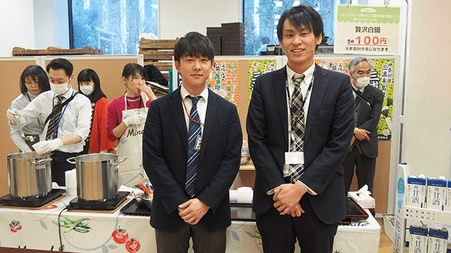 左から、マルコメ株式会社生鮮流通課　阪下航平さんと、JA全農園芸部　田中智章さん